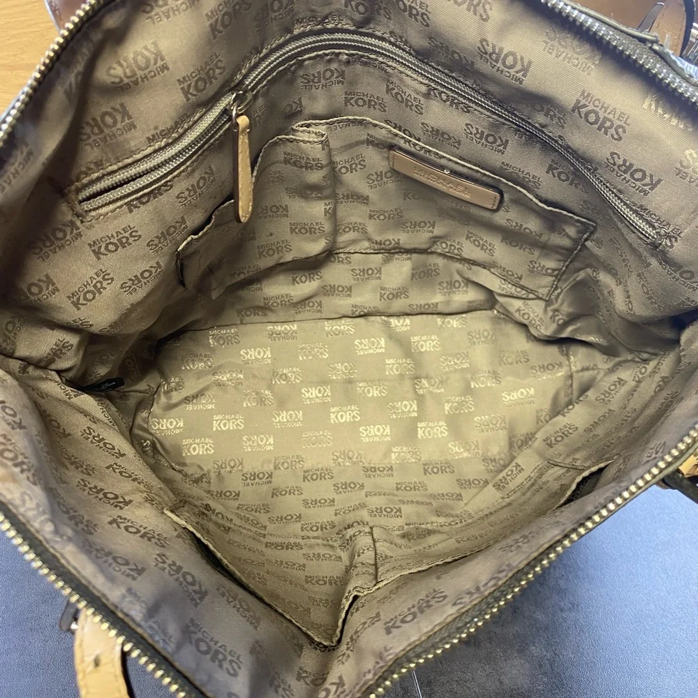 Michael Kors Jey Set Logo Metallic Shiny Silver‎ Tote with Tan Handles